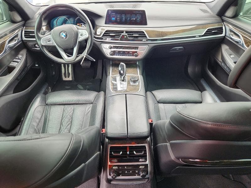 2017 BMW 750 I 8