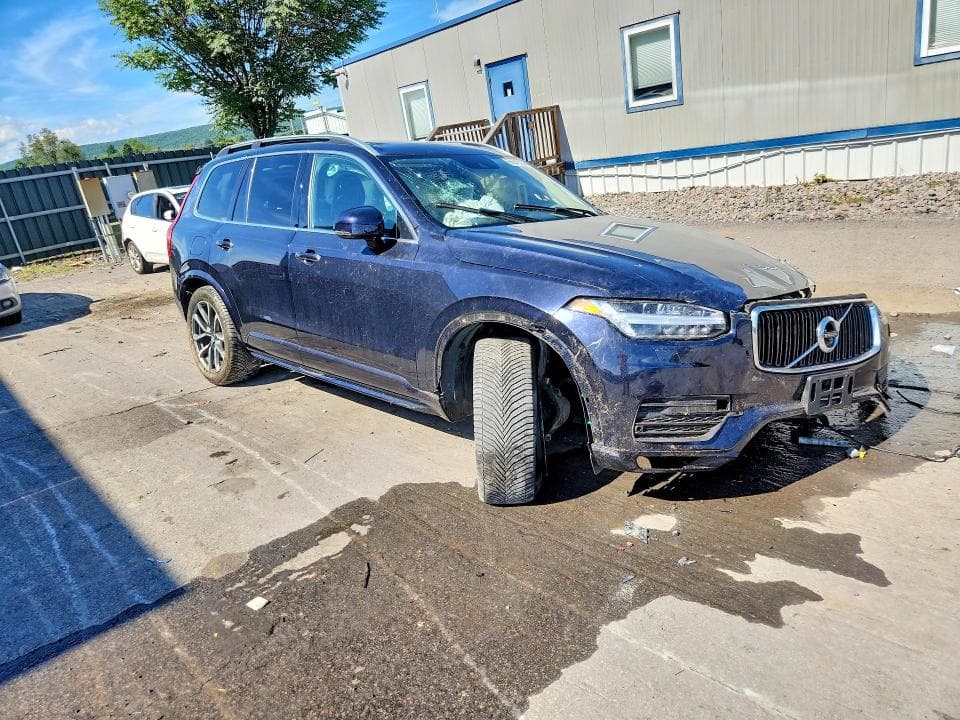 2019 VOLVO XC90 T6 MOMENTUM 4