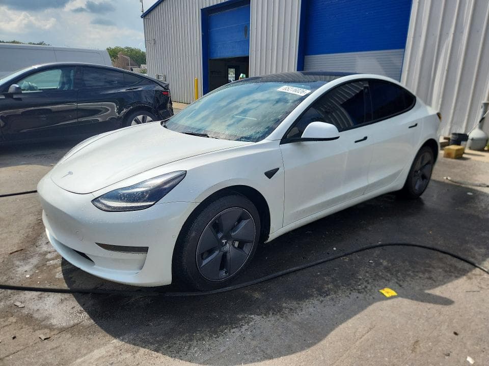 2022 TESLA MODEL 3 - 1