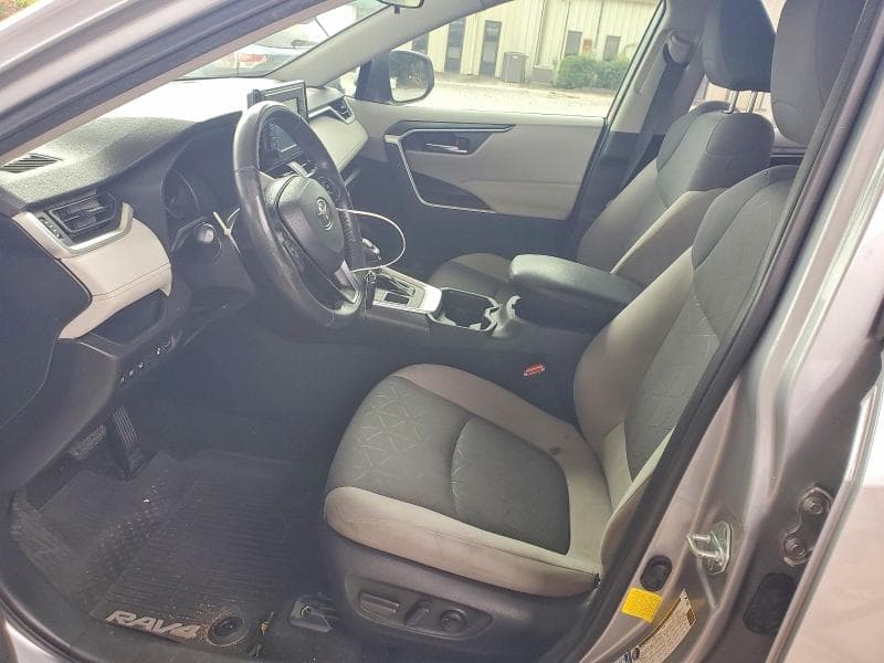 2020 TOYOTA RAV4 XLE 7