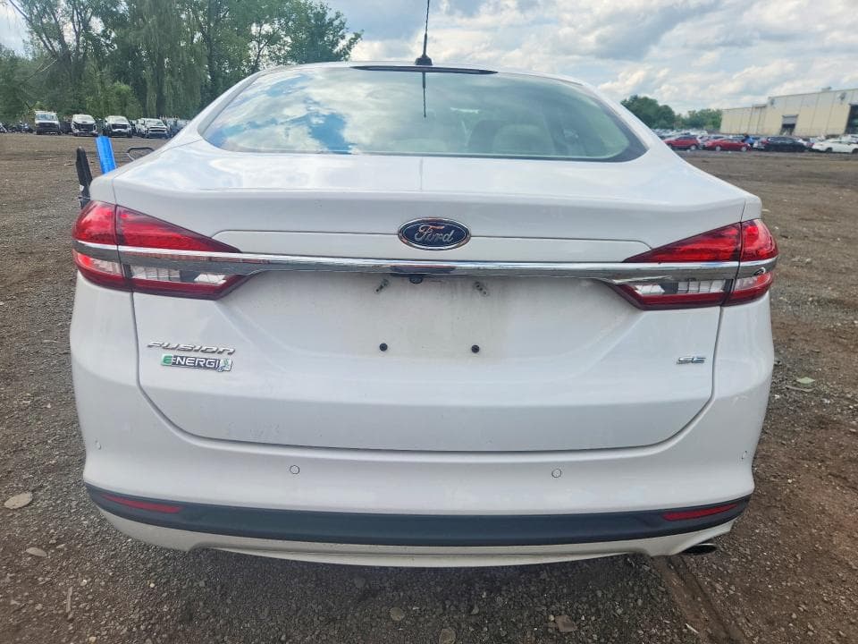 2017 FORD FUSION SE PHEV 6