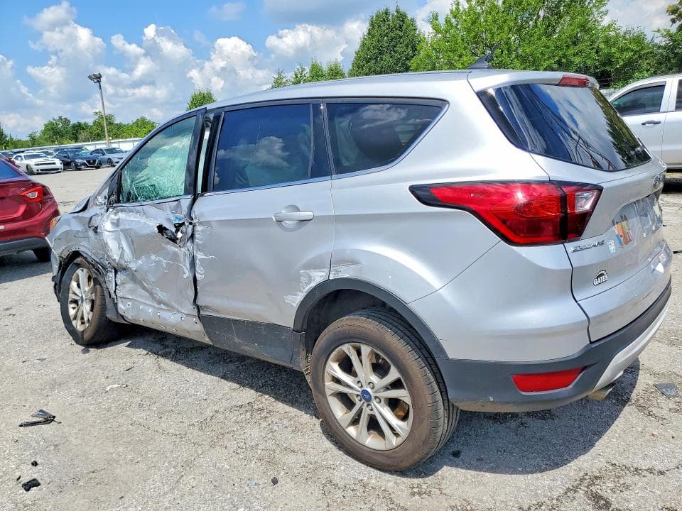 2019 FORD ESCAPE SE 2