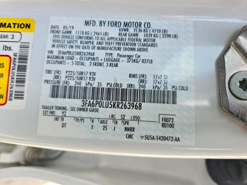 2019 FORD FUSION SE 13