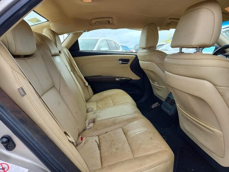 2018 TOYOTA AVALON XLE 10
