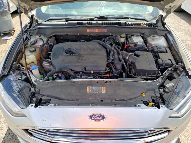 2017 FORD FUSION SE 11