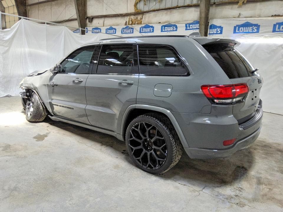 2022 JEEP GRAND CHEROKEE LAREDO E 2
