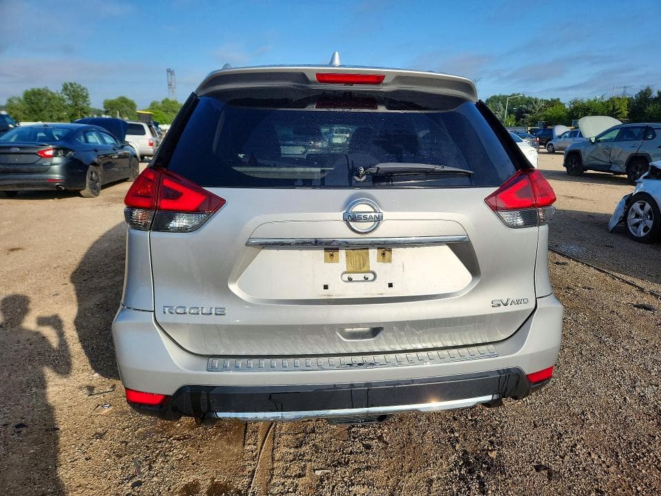 2017 NISSAN ROGUE SV 6