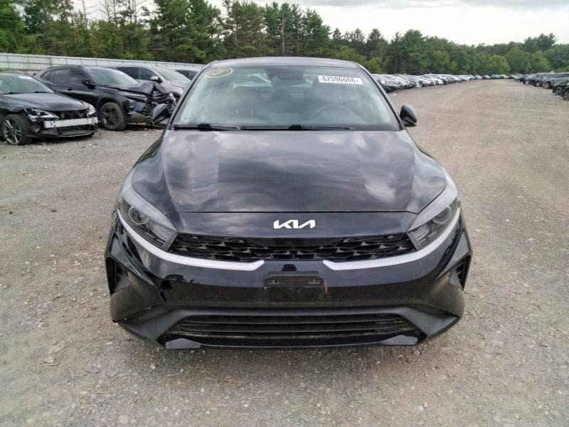 2023 KIA FORTE LXS 5