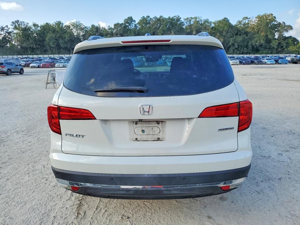 2017 HONDA PILOT TOURING 6