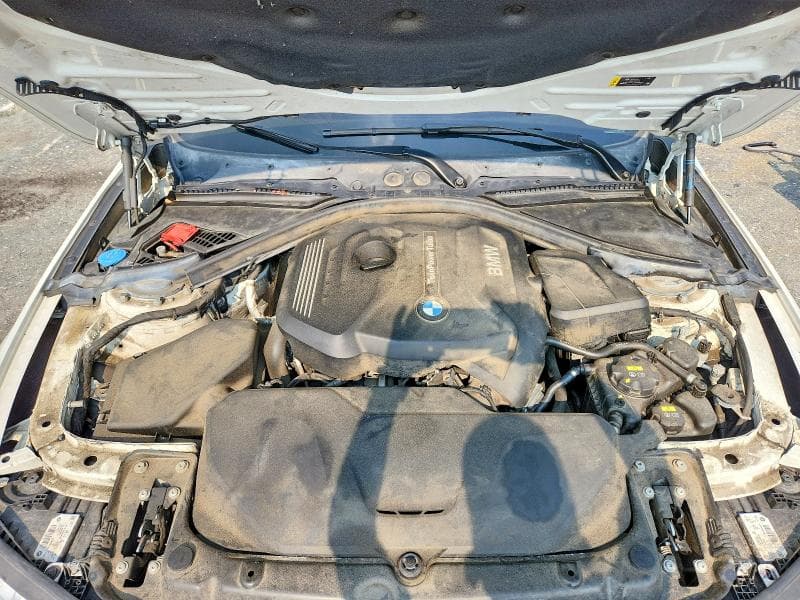 2018 BMW 330 XI 11