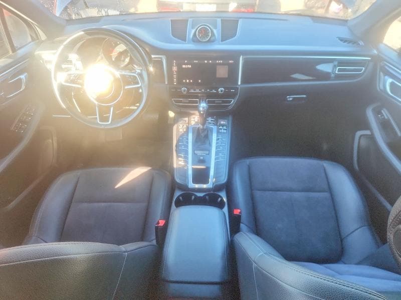 2020 PORSCHE MACAN 8