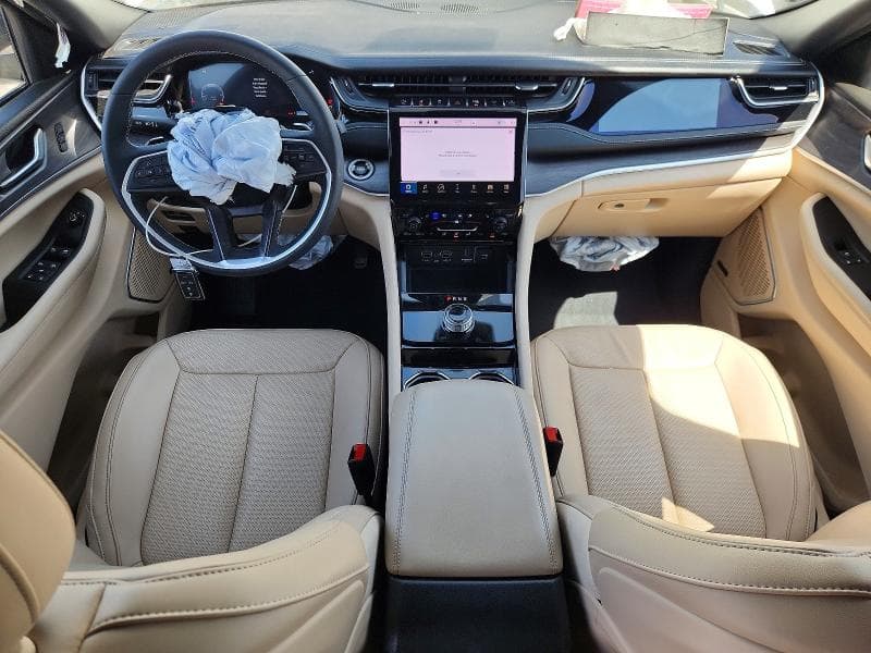 2023 JEEP GRAND CHEROKEE LIMITED 8