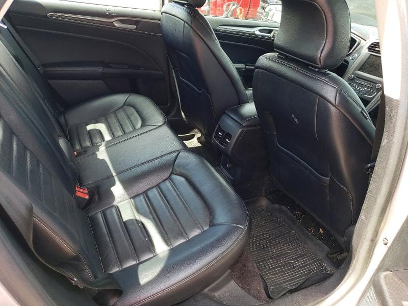 2017 FORD FUSION SE 10