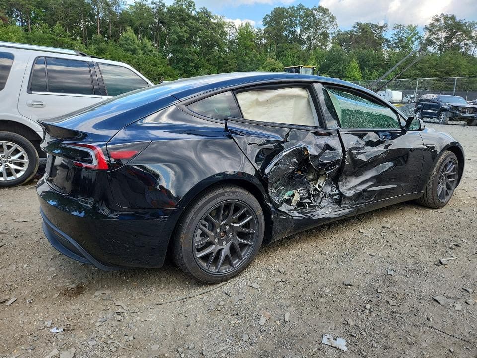 2026 TESLA MODEL 3 3