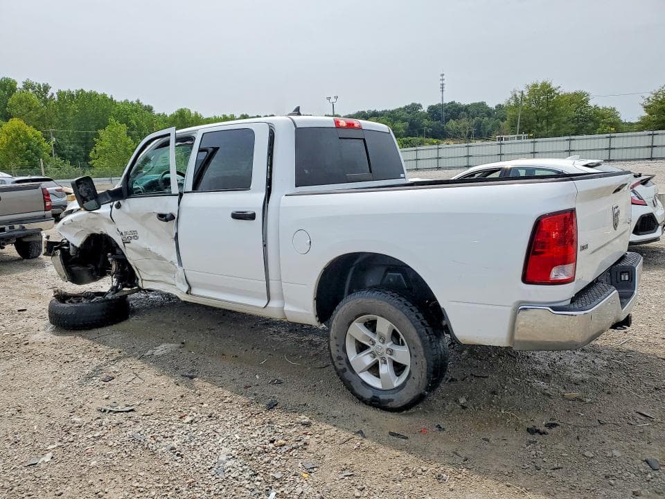 2023 RAM 1500 CLASSIC SLT 2