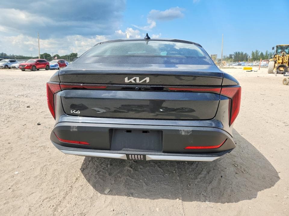 2025 KIA K4 LXS 6