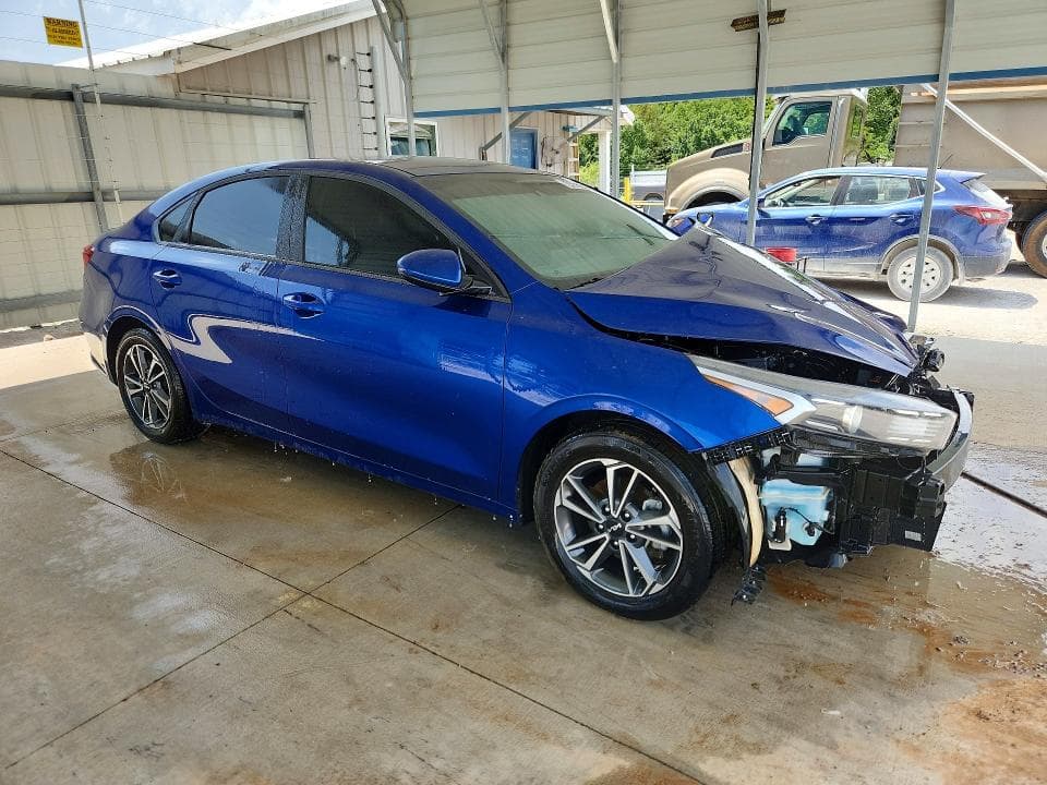 2023 KIA FORTE LXS 4
