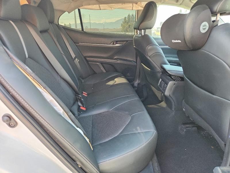2020 TOYOTA CAMRY XSE 10