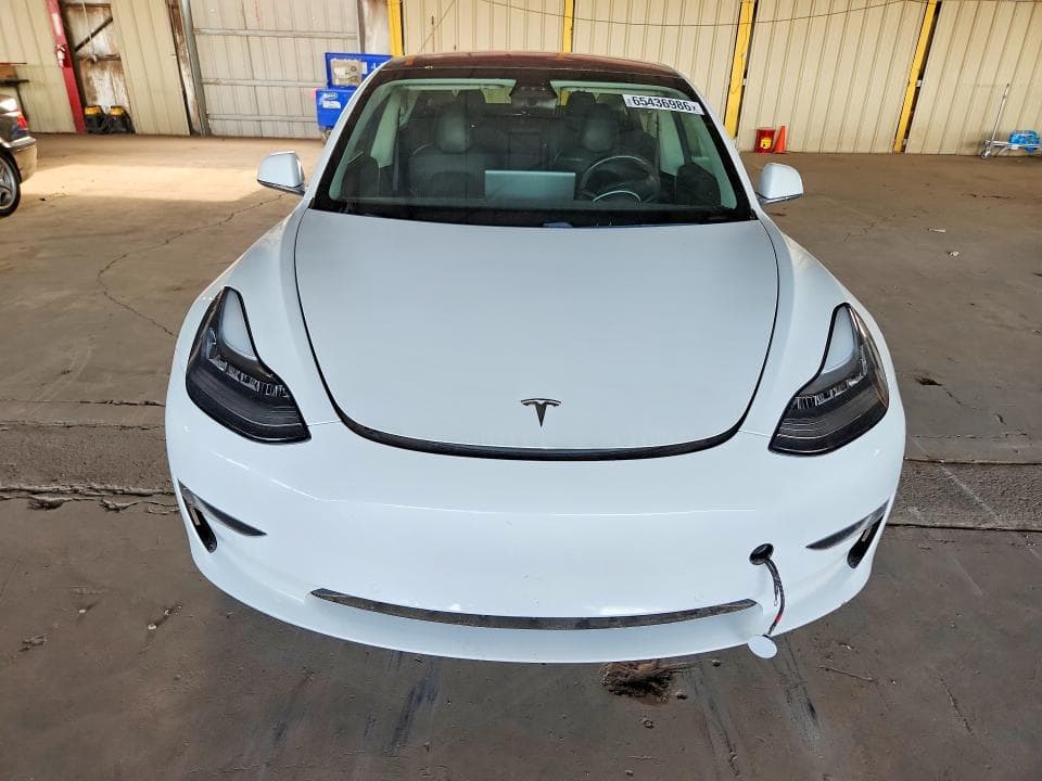 2018 TESLA MODEL 3 5