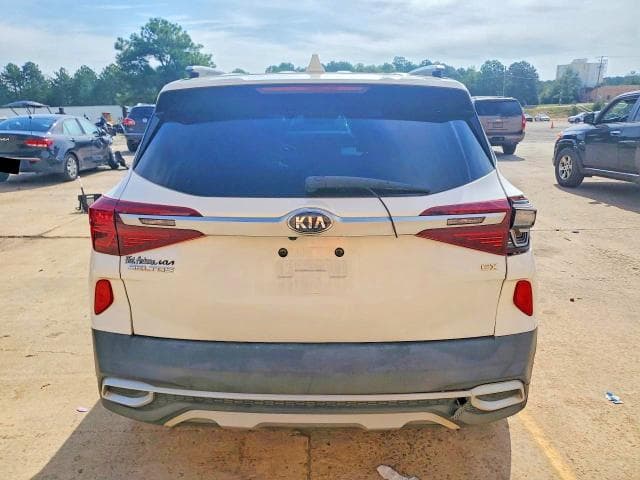2021 KIA SELTOS EX 6