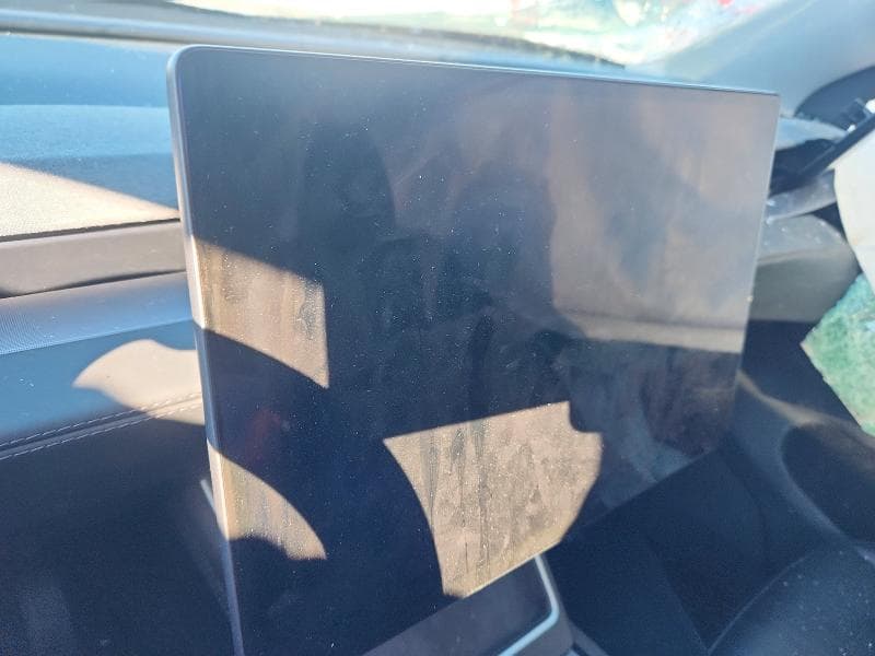 2026 TESLA MODEL Y 9