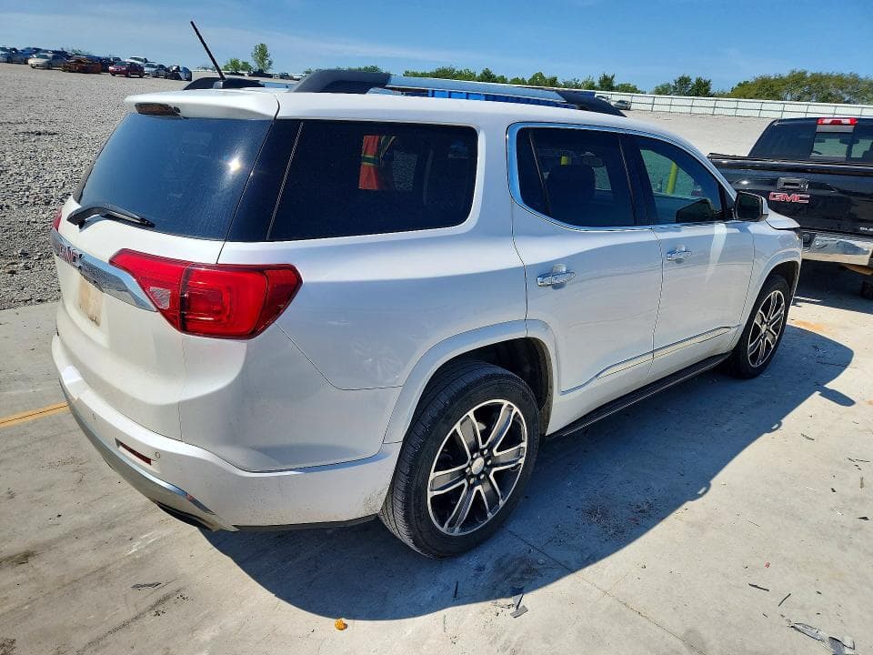 2019 GMC ACADIA DENALI 3