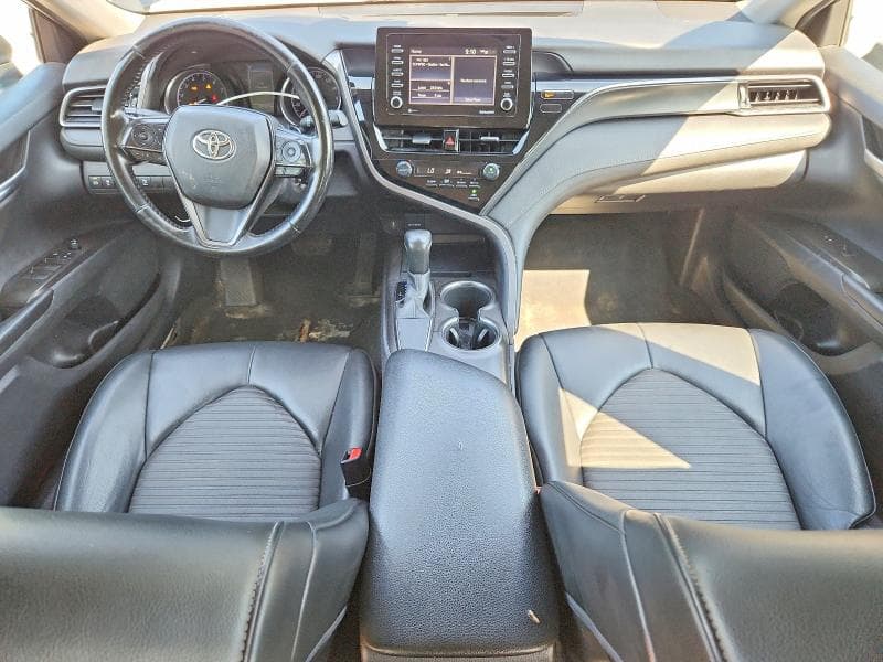 2021 TOYOTA CAMRY SE 8