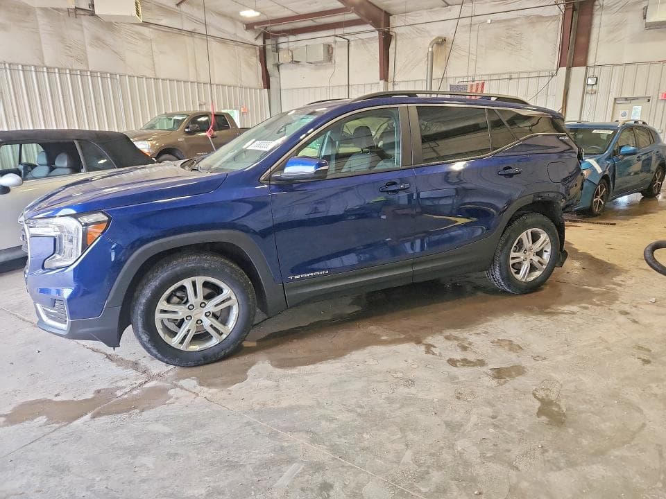 2022 GMC TERRAIN SLE - 1
