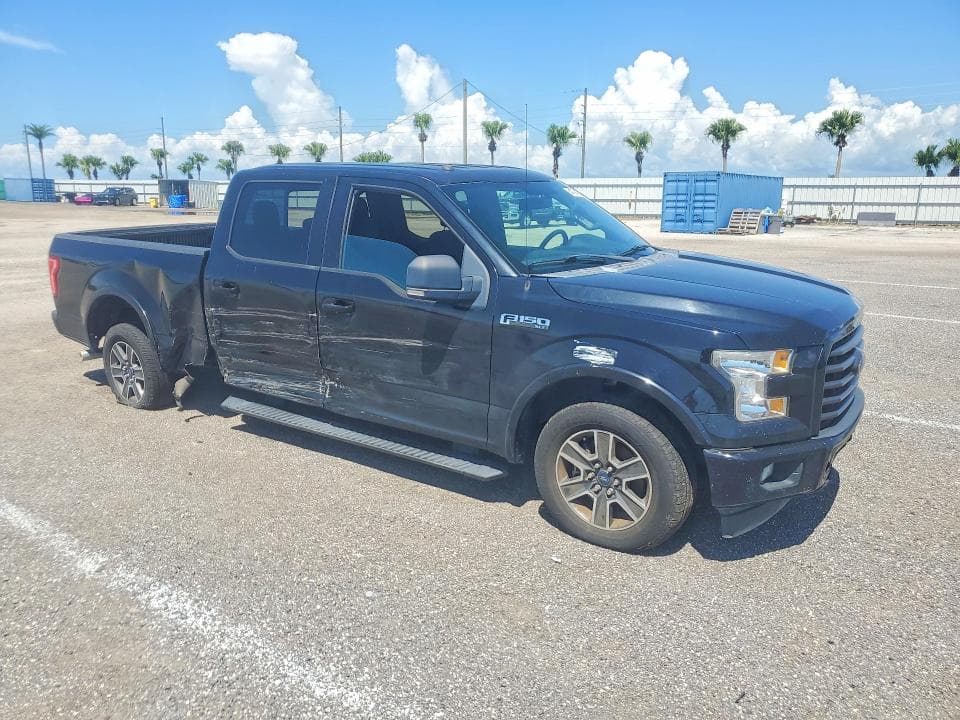 2017 FORD F150 SUPERCREW 4