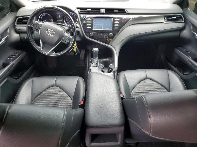 2019 TOYOTA CAMRY SE 8