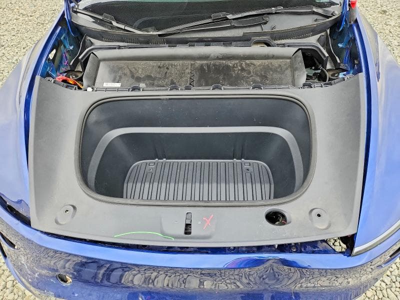 2026 TESLA MODEL Y 11