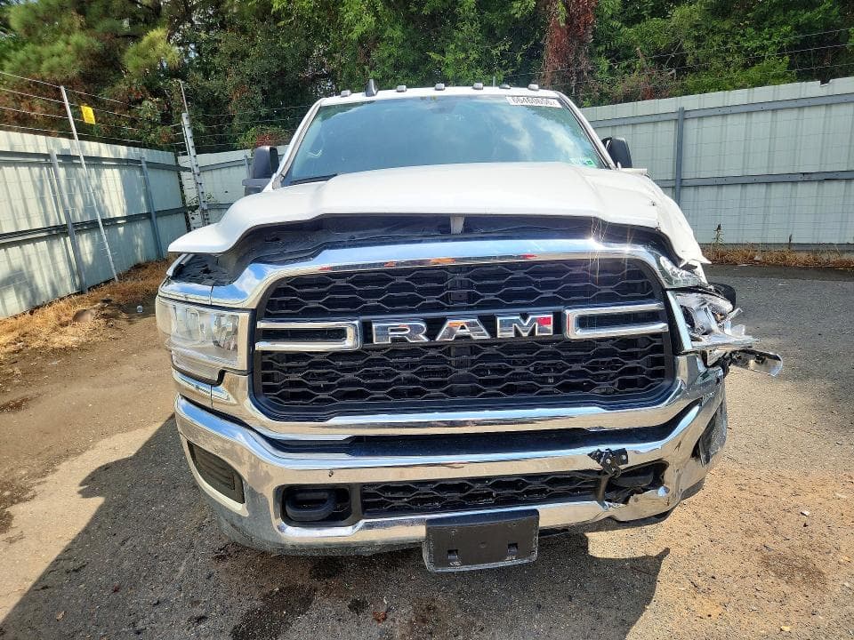 2024 RAM 2500 TRADESMAN 5