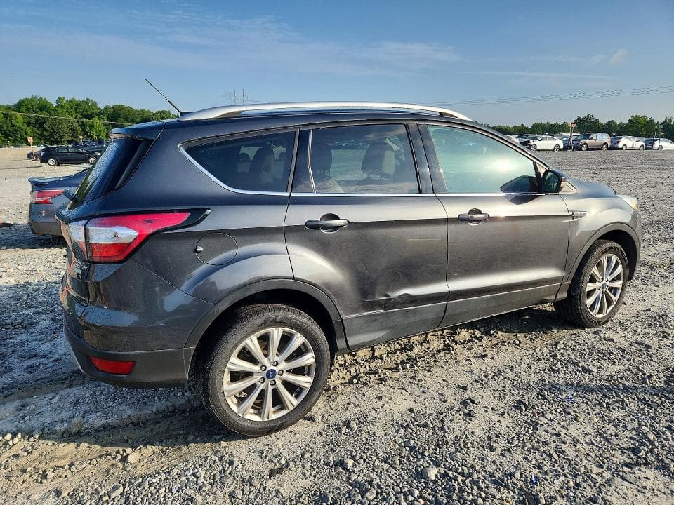 2017 FORD ESCAPE TITANIUM 3