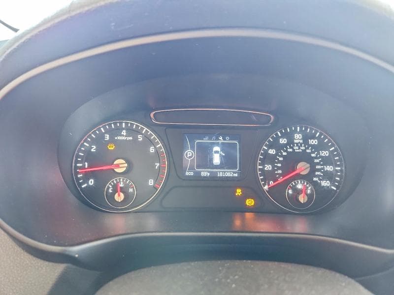 2017 KIA SORENTO LX 9