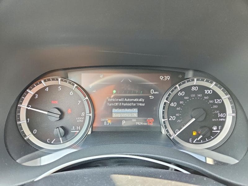 2026 TOYOTA HIGHLANDER XLE 9