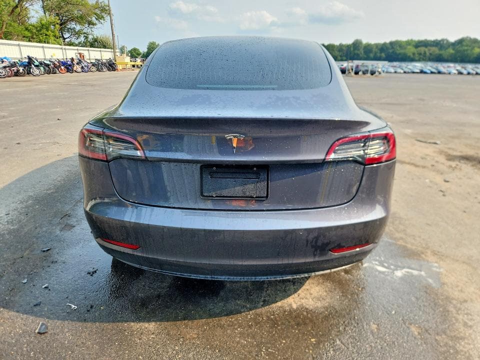 2019 TESLA MODEL 3 6