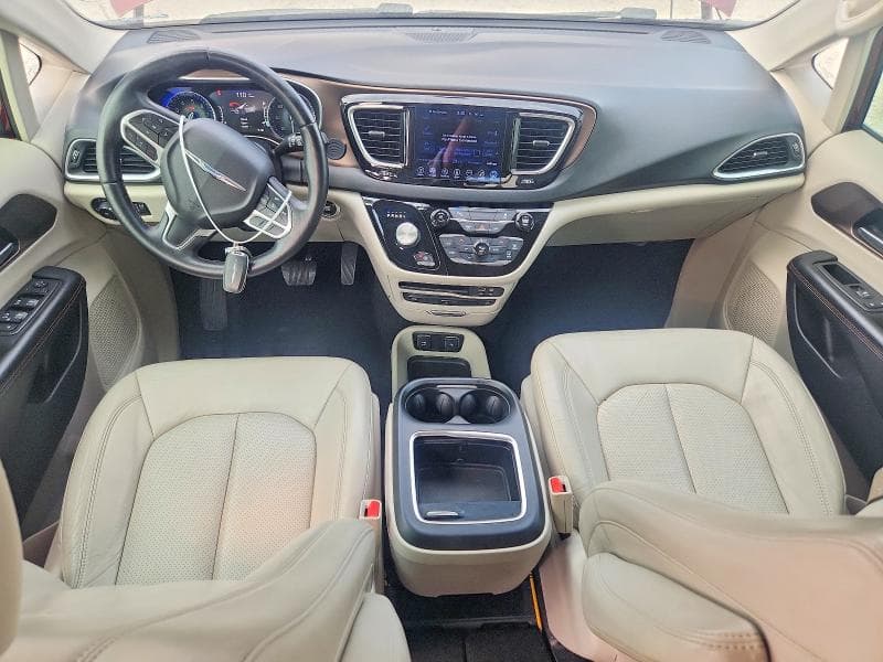2017 CHRYSLER PACIFICA TOURING L PLUS 8