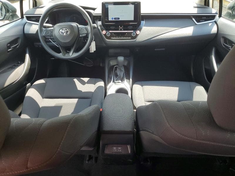 2026 TOYOTA COROLLA LE 8