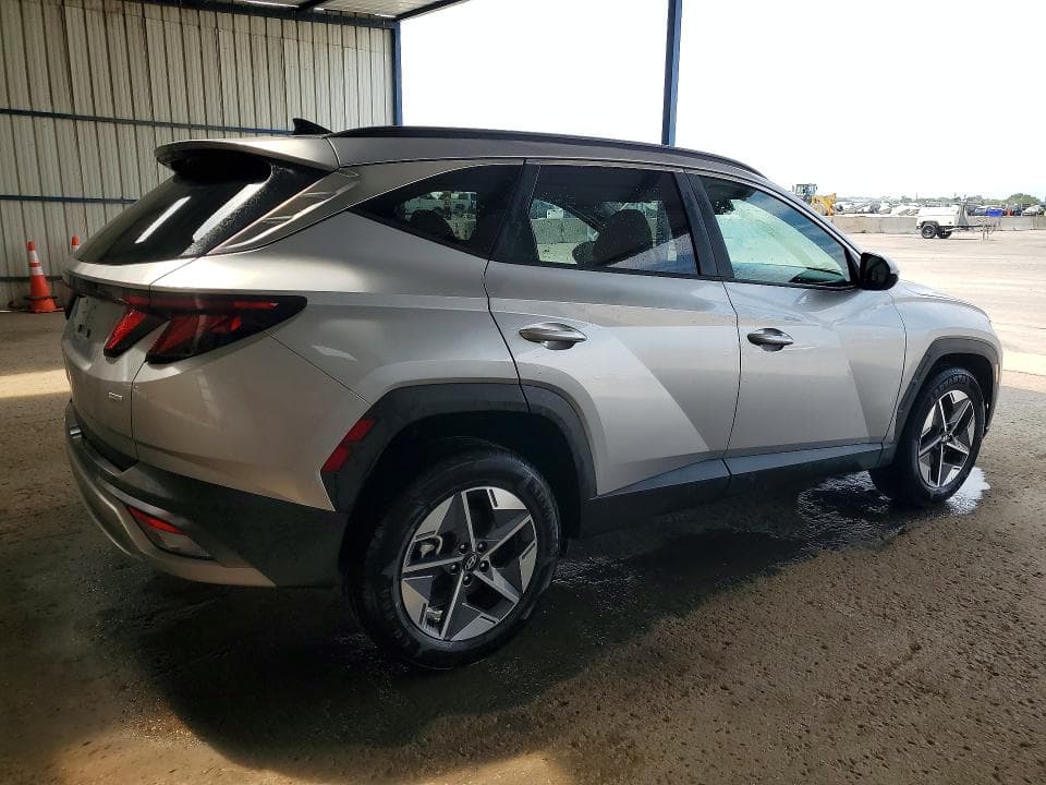 2025 HYUNDAI TUCSON SEL 3