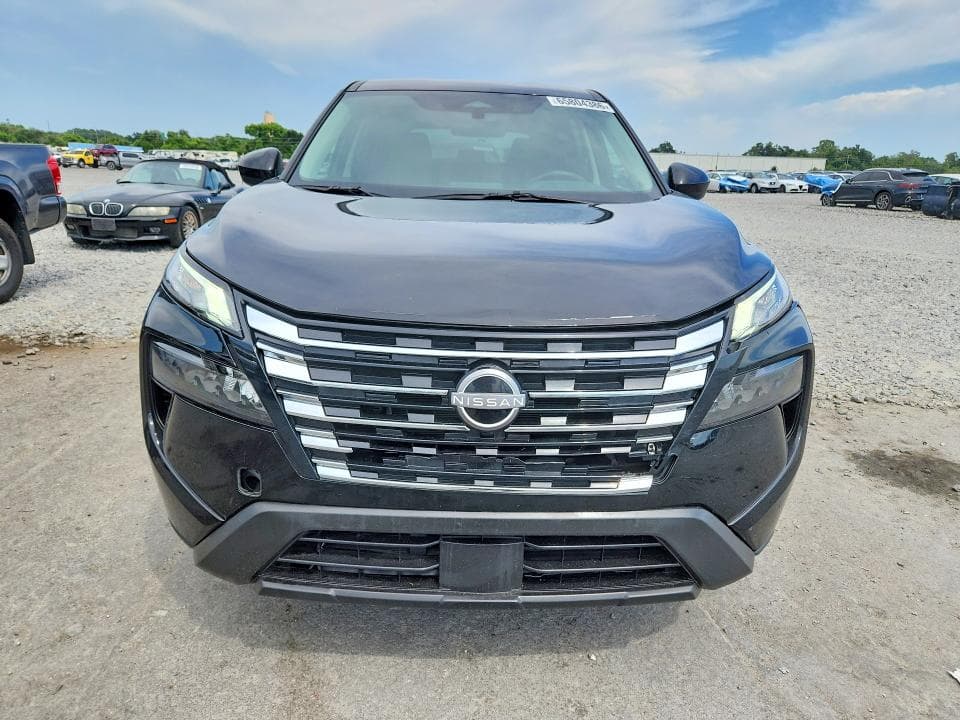 2025 NISSAN ROGUE SV 5