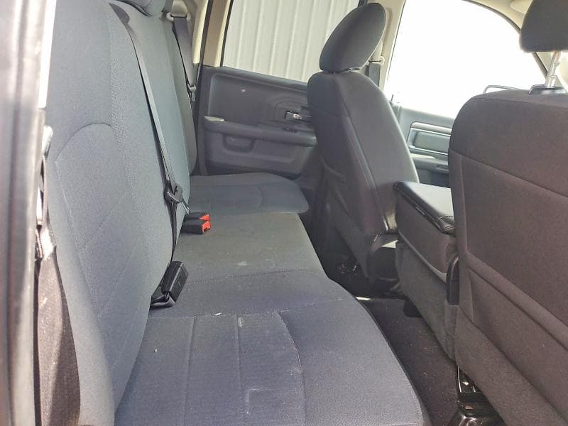 2024 RAM 1500 CLASSIC SLT 10