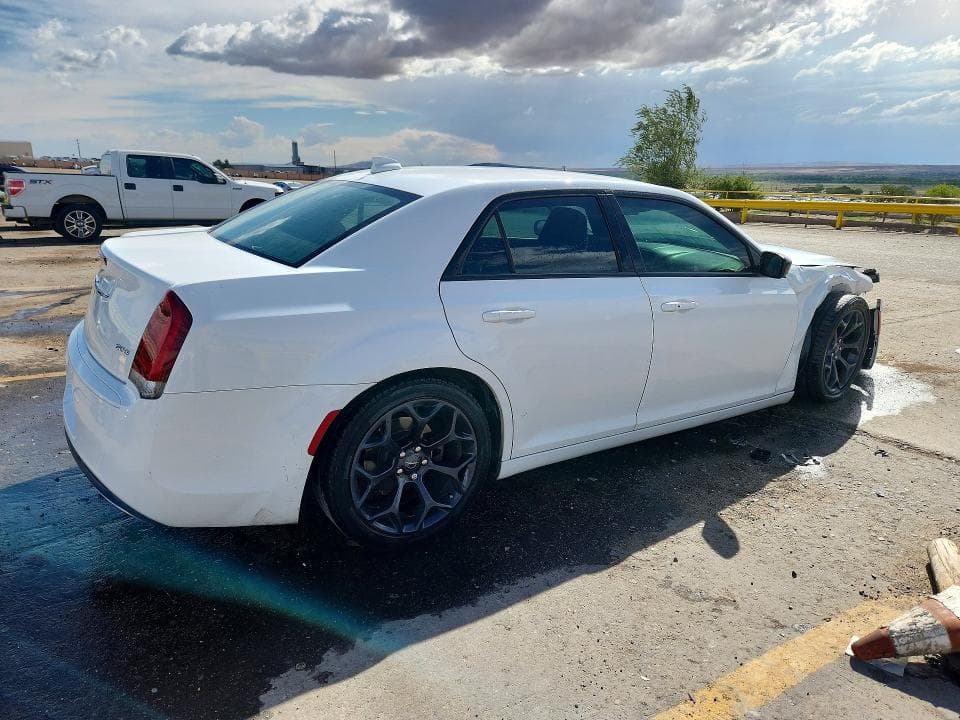 2019 CHRYSLER 300 TOURING 3