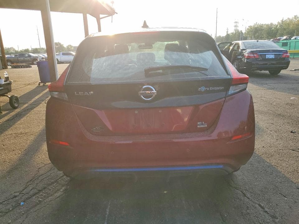 2022 NISSAN LEAF SL PLUS 6