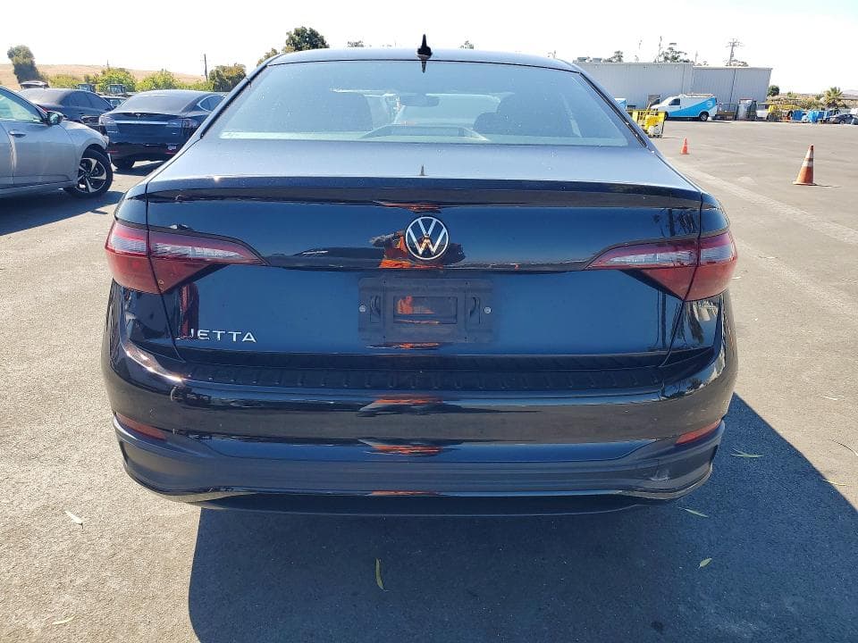 2023 VOLKSWAGEN JETTA SPORT 6