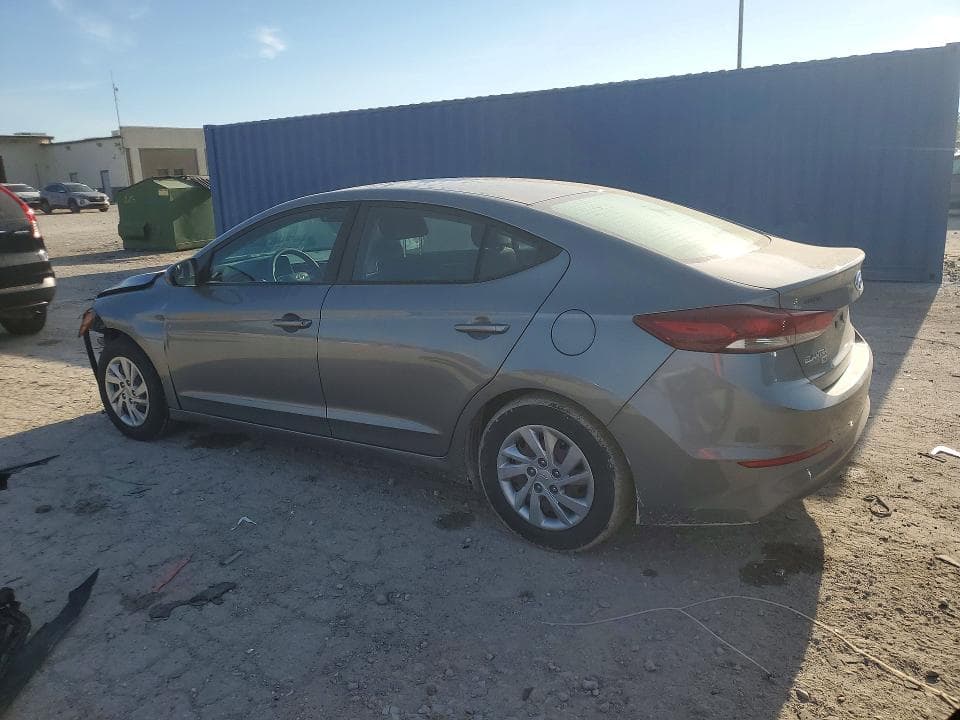 2018 HYUNDAI ELANTRA SE 2