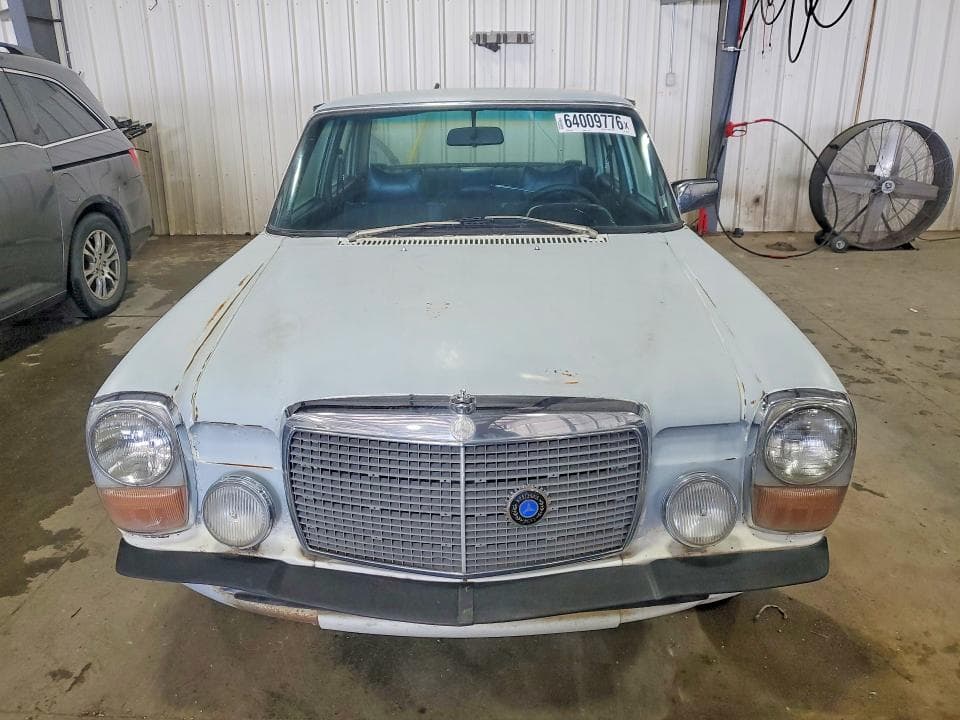 1976 MERC SD4DR 5