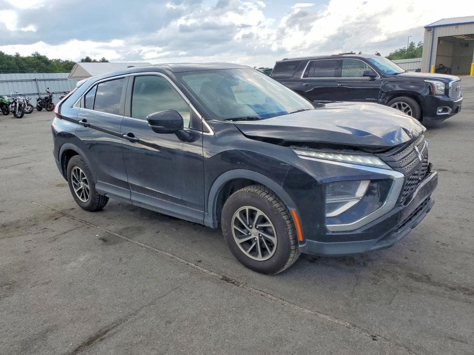 2022 MITSUBISHI ECLIPSE CROSS ES 4