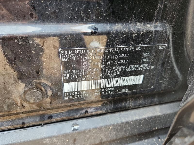 2024 TOYOTA RAV4 HYBRID XLE 12