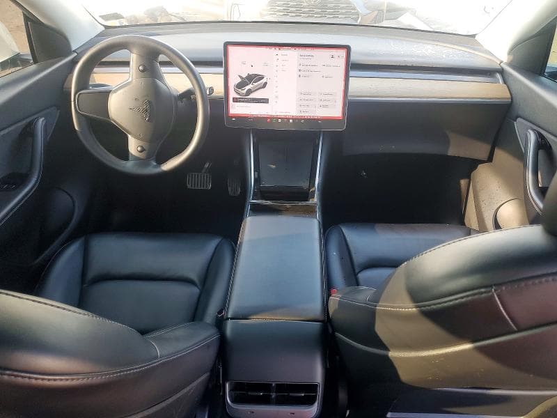 2021 TESLA MODEL Y 8