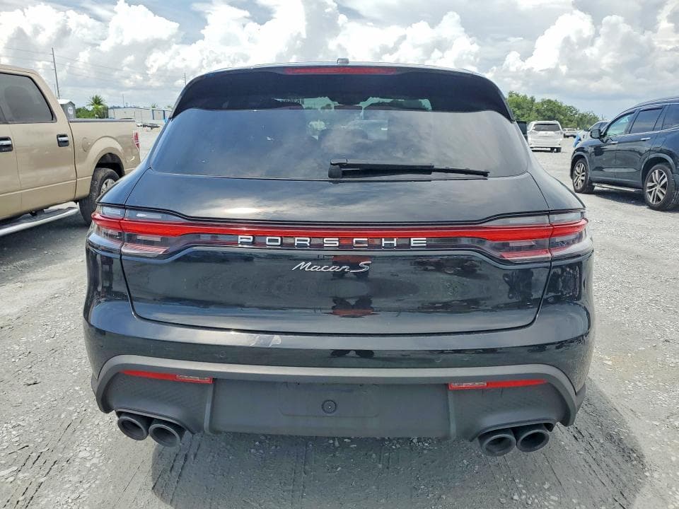 2022 PORSCHE MACAN S 6